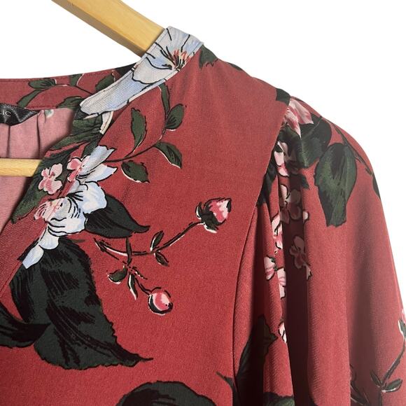 Banana Republic Red Floral Print 3/4 Long Sleeve Split V-Neck Popover Blouse XS - Picture 3 of 9